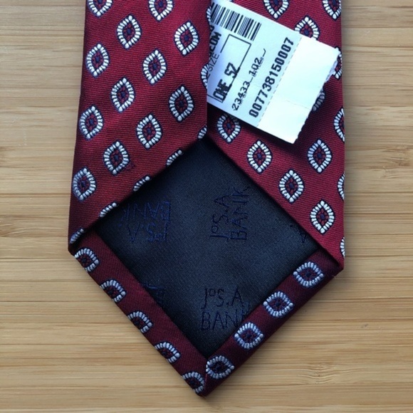 Jos. A. Bank Signature Silk Tie Red/White - Picture 3 of 6